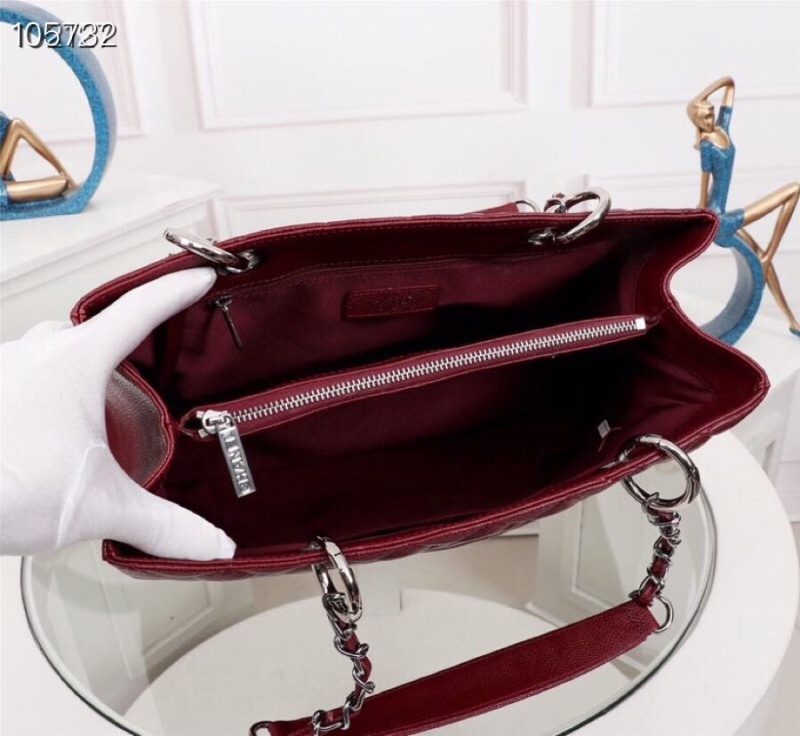 Ch**el shopping bags